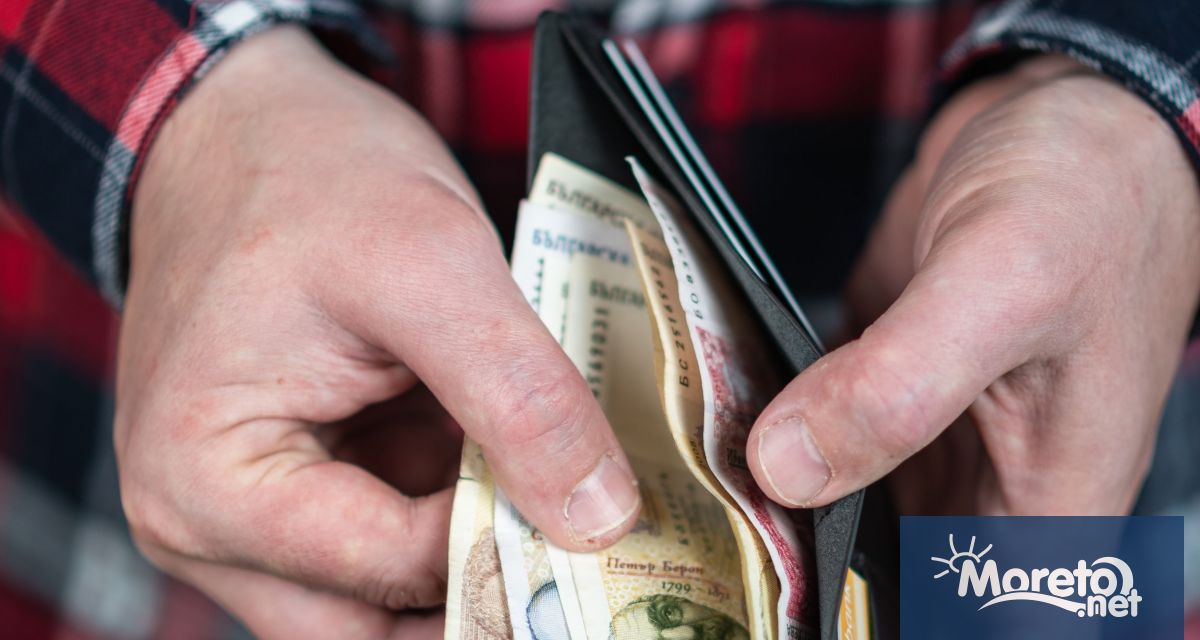 Правителството провежда дискусии със синдикати и работодатели относно новия размер