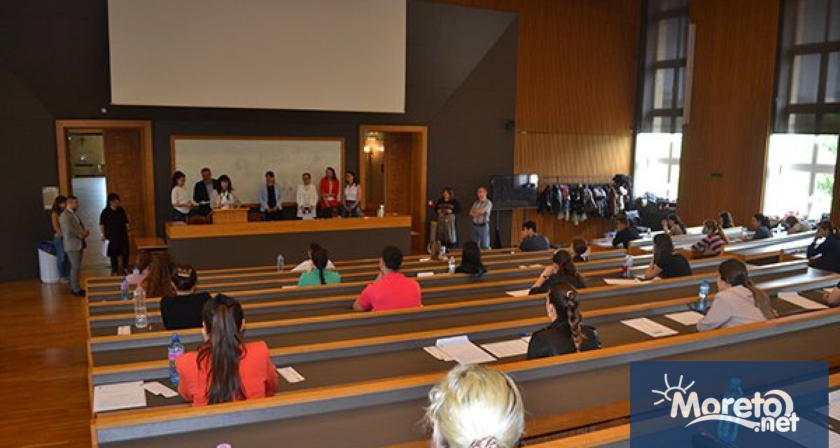 Висшите училища да могат да се обединяват доброволно в ново