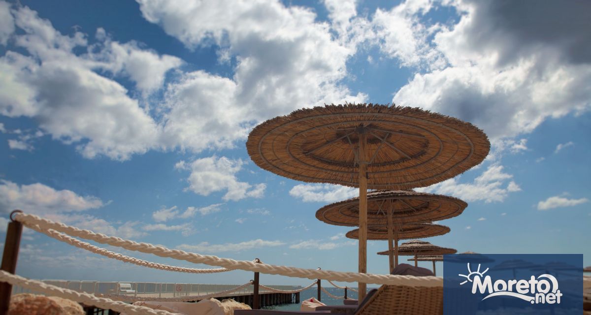 Над Черноморието преди обяд ще бъде предимно слънчево Около обяд