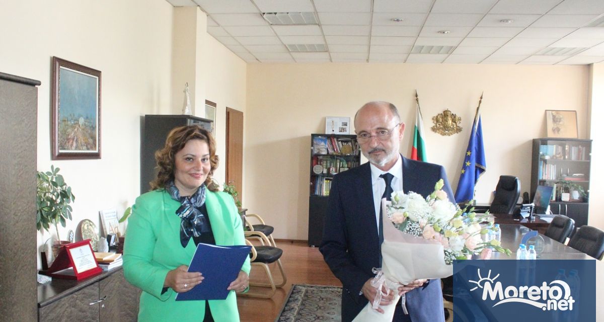 Днес, 2 август, министърът на здравеопазването на д-р Асен Меджидиев