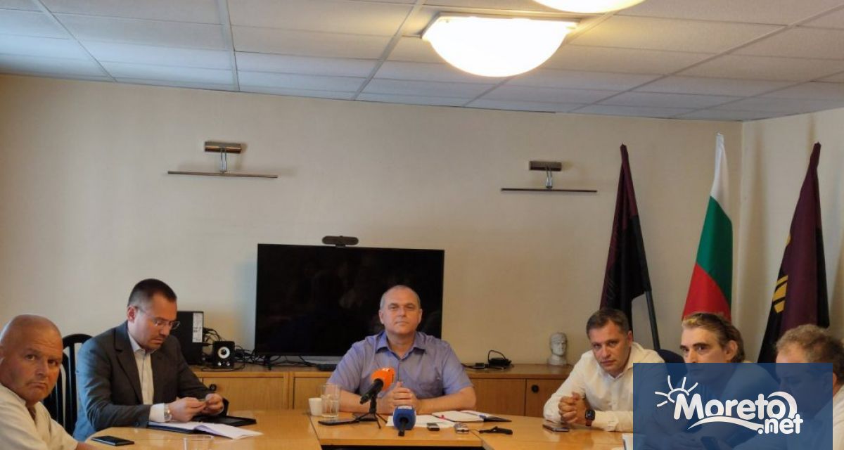 На първата среща инициирана от ВМРО присъстваха представители на КОД