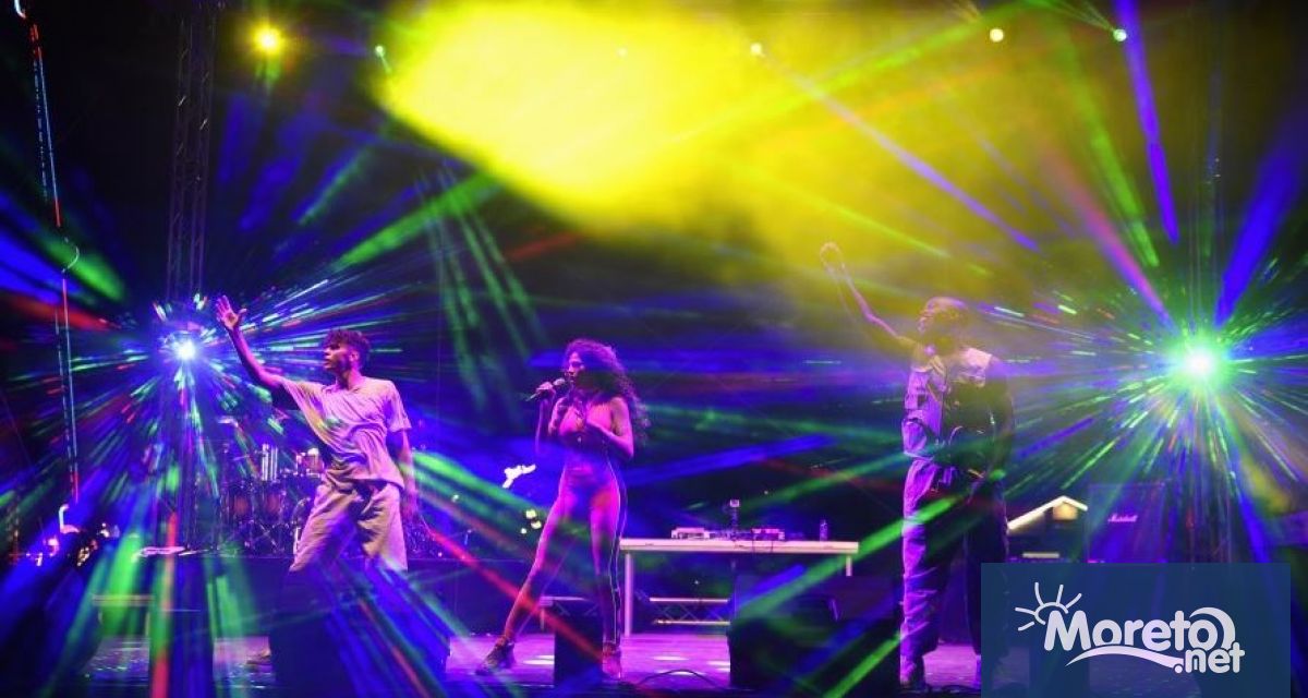 Концерти празнична заря и регата са част от събитията за