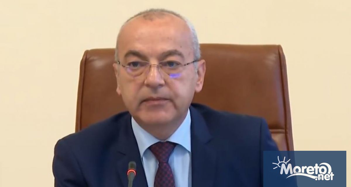 Премиерът Гълъб Донев благодари на всички които в неделя вечерта