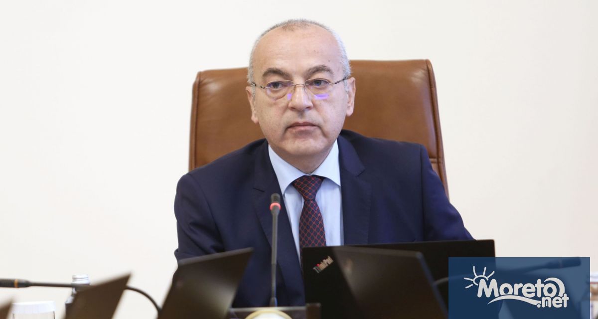 По принцип служебното правителство няма и не може да има