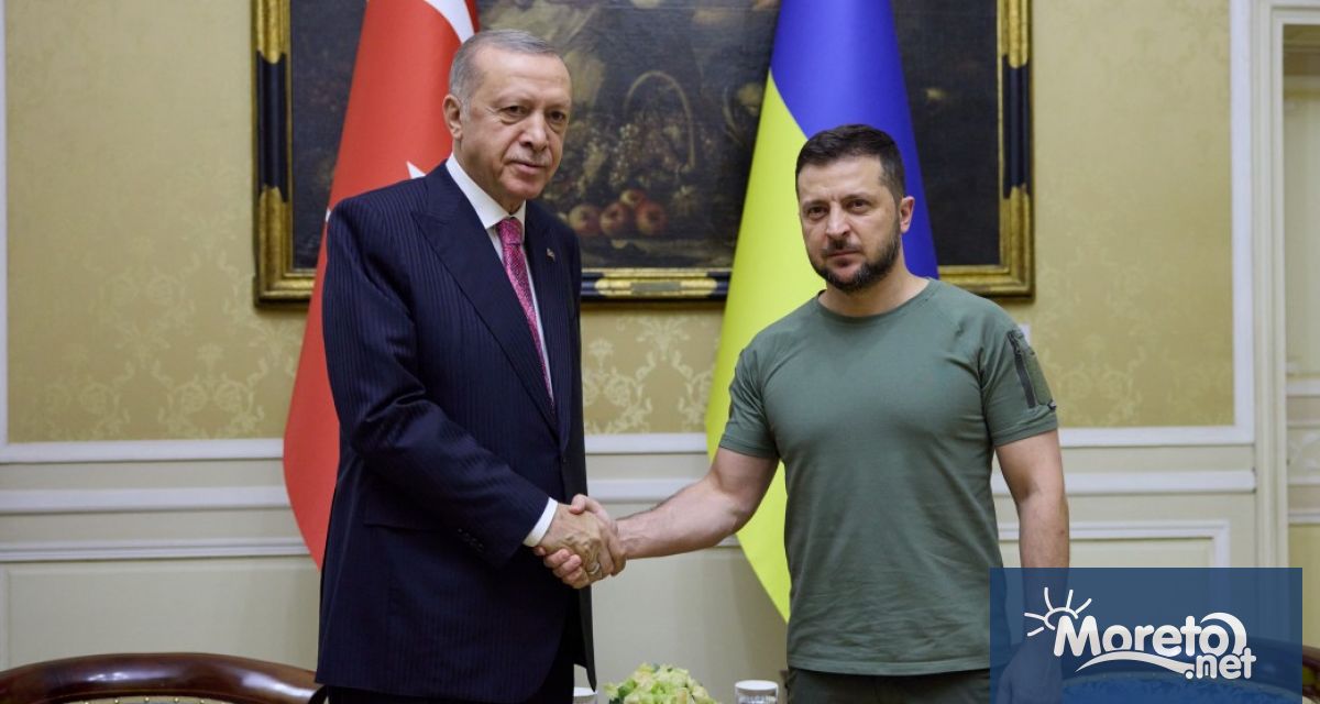 Украинският президент Зеленски е изпратил официални писма до турския президент