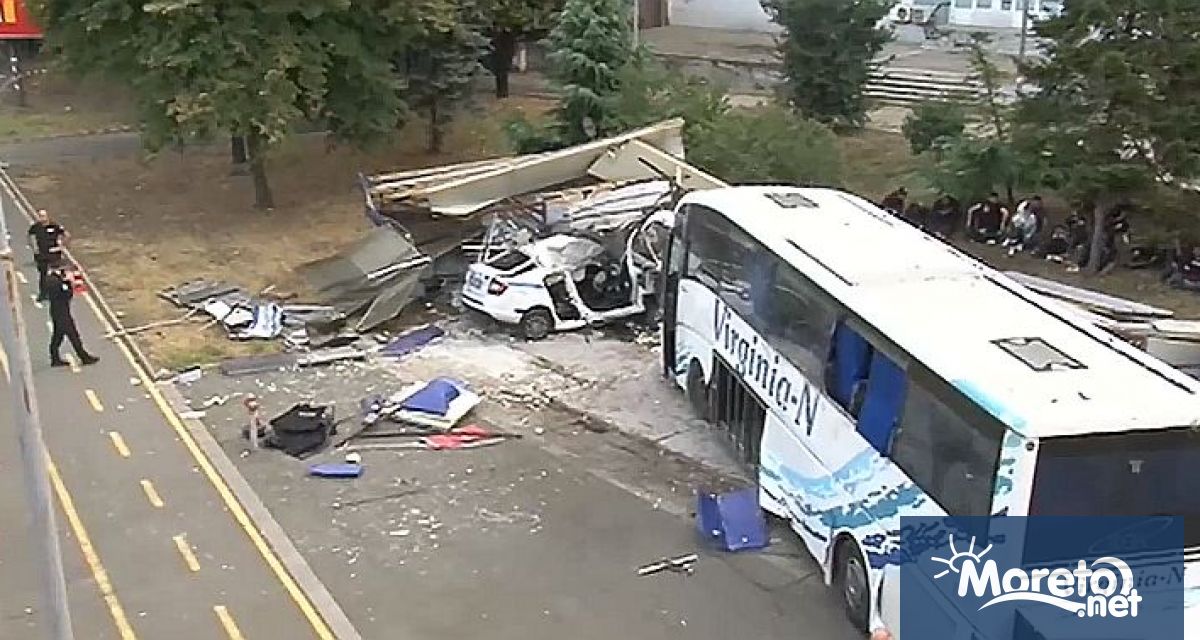 Двама полицаи са загинали тази сутрин в Бургас при опит