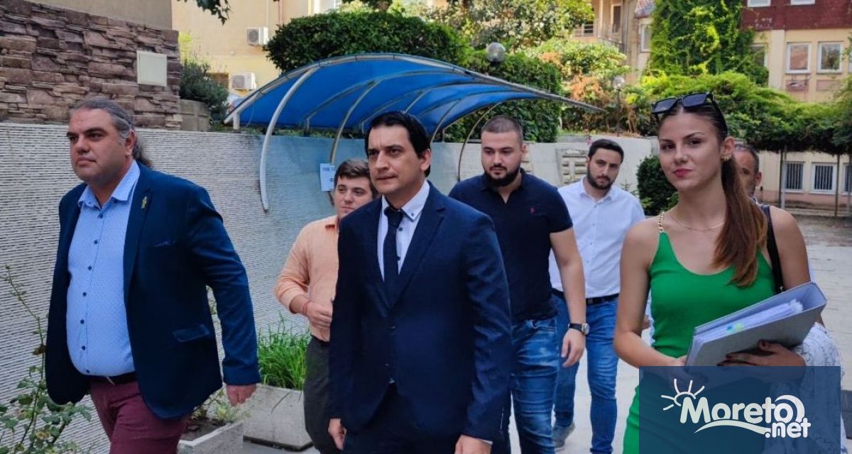 Днес коалиция Български възход регистрира листата си във Варна за