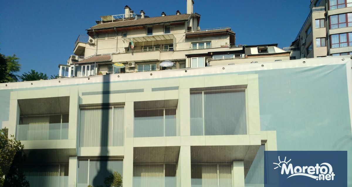 Строеж на сграда със смесено предназначение е започнал на мястото