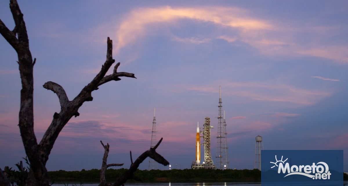 Очаква се до 400 000 наблюдатели да се стекат днес