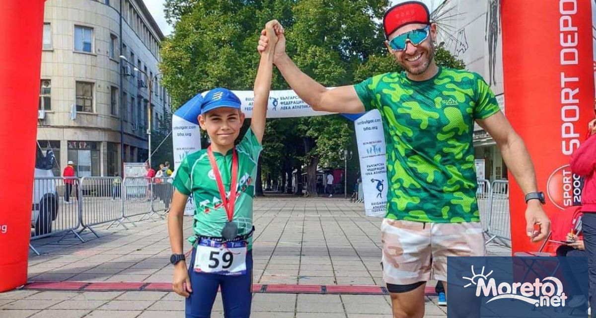 11 годишният Николай Софрониев от Варна пробяга маратонска дистанция от 42 195км