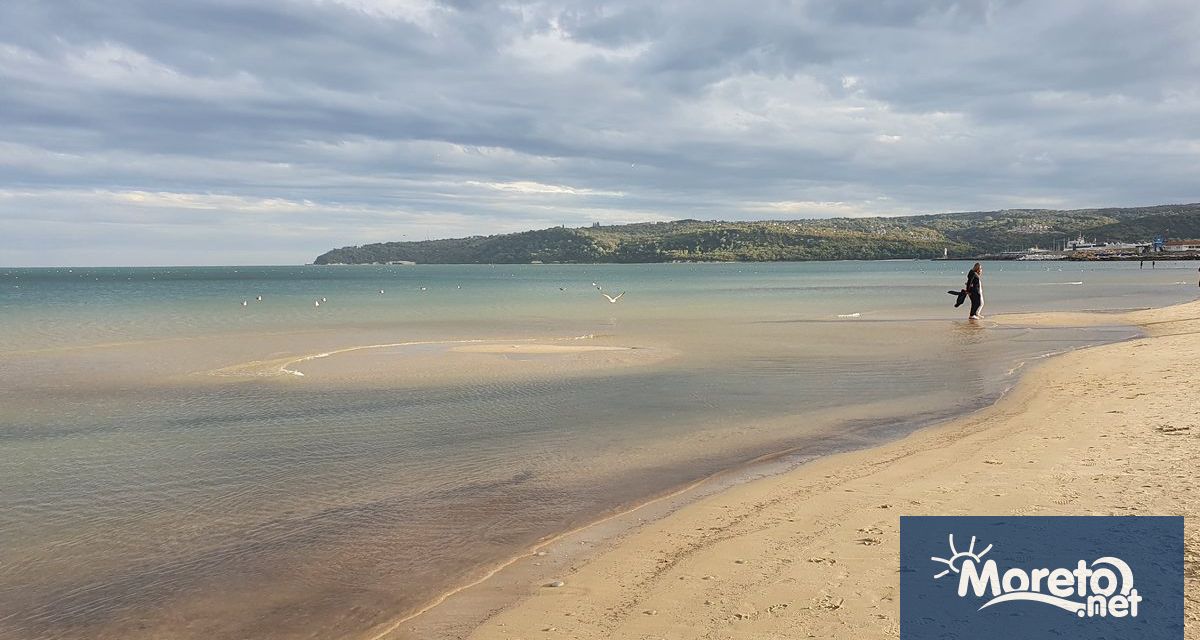 Силният западен вятър през последното денонощие във Варна предизвика отлив