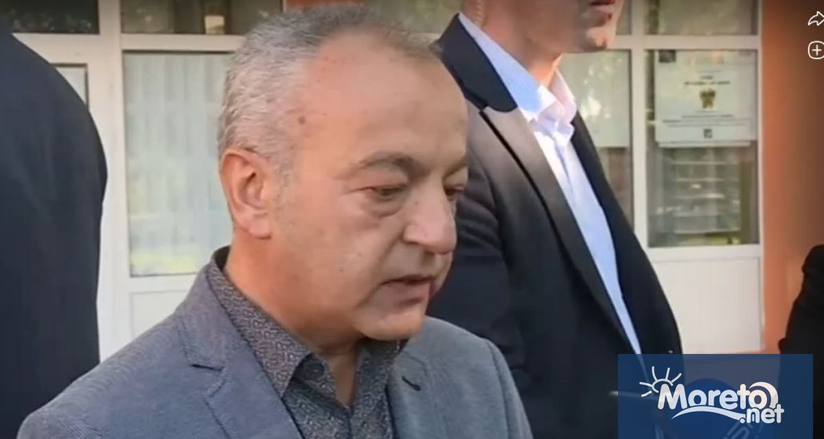 Служебният министър председател Гълъб Донев упражни правото си на вот в