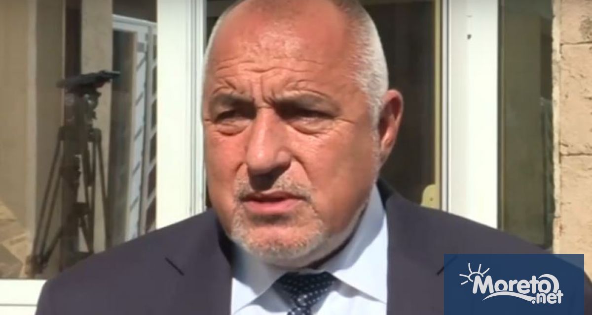 Лидерът на ГЕРБ Бойко Борисов упражни правото си на глас Гласувах