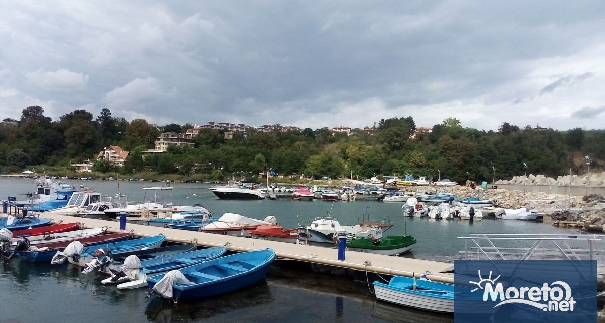 Първият етап от големия проект за брегоукрепителни дейности и модернизация