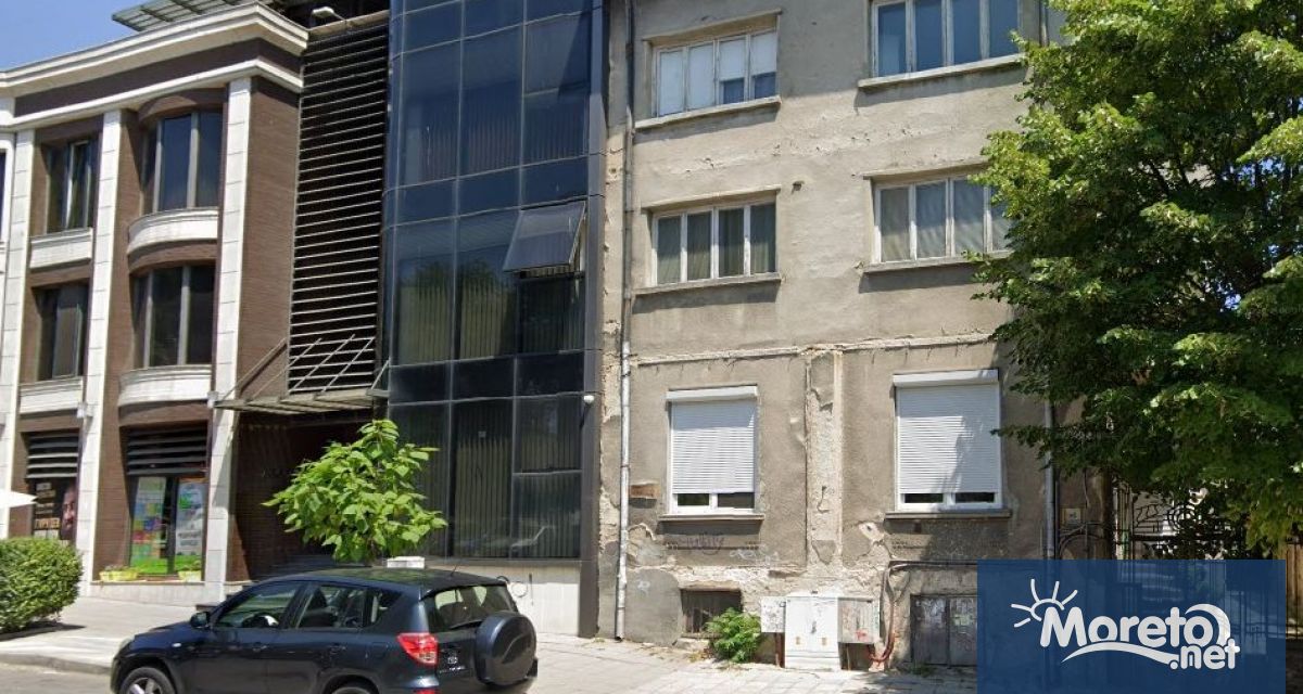 Публични търгове с явно наддаване за приватизацията на 15 нежилищни