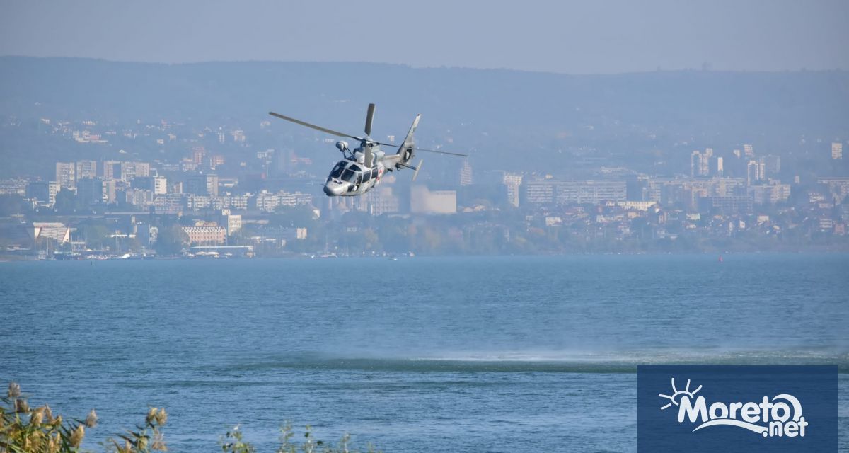 На 13 юли вертолет от морската вертолетна авиобаза Чайка извърши