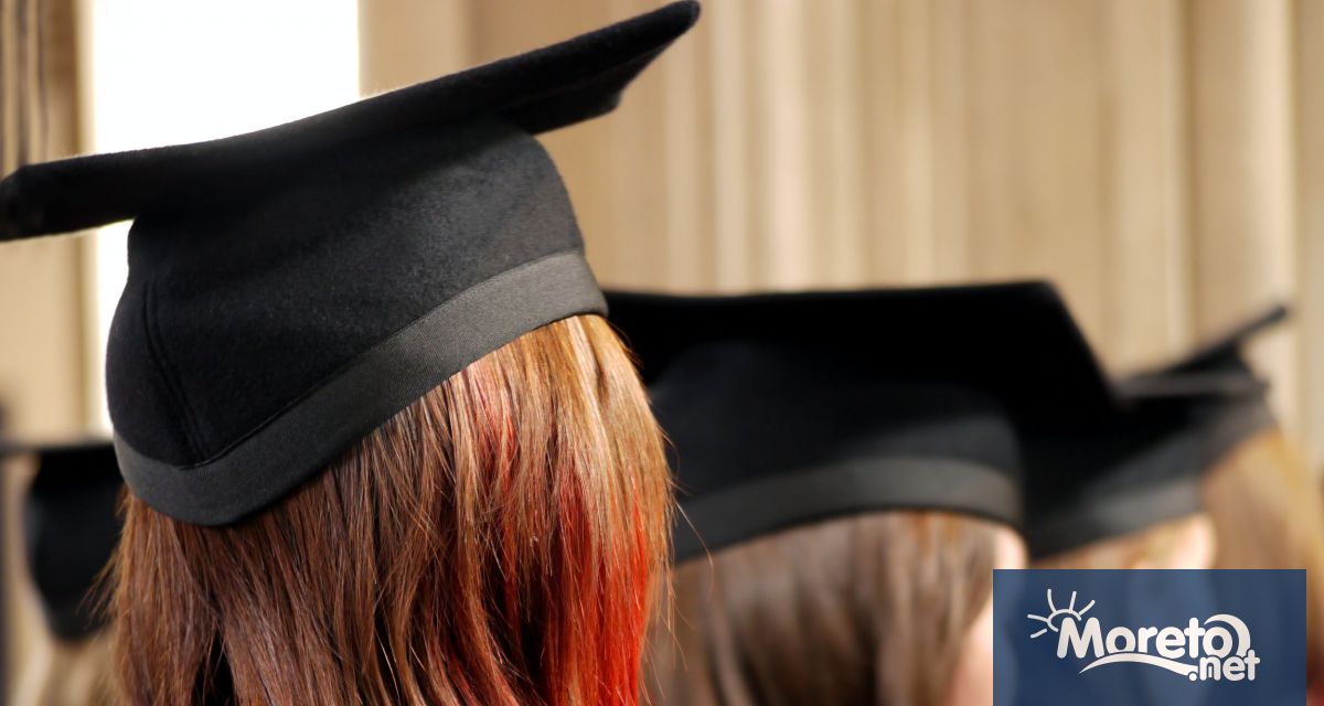 Здравноосигурителният статус на българските студентите в чужбина подлежи на актуализиране