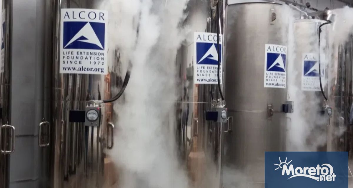 Времето и смъртта са на пауза за хората поставени в