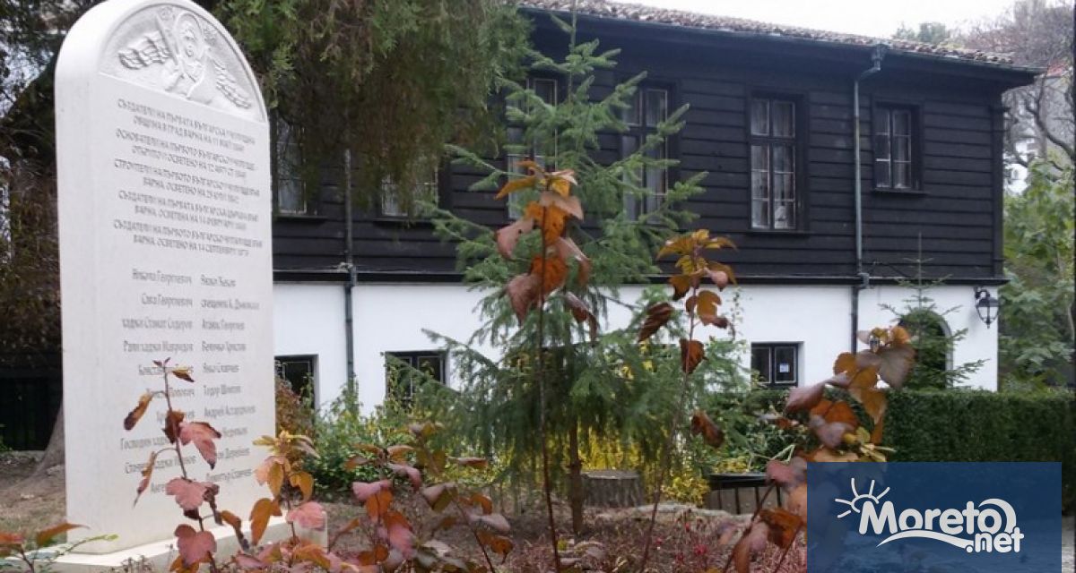 Храмовият празник на първата българска църква във Варна Св Архангел