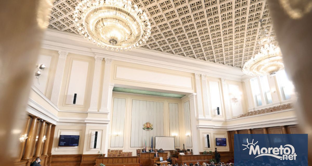 Народното събрание прие на второ четене промени в Търговския закон