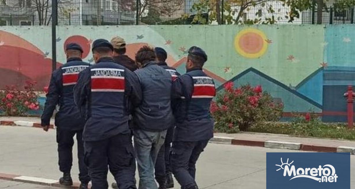 Турски медии разпространиха първи снимки на задържаните за убийството на