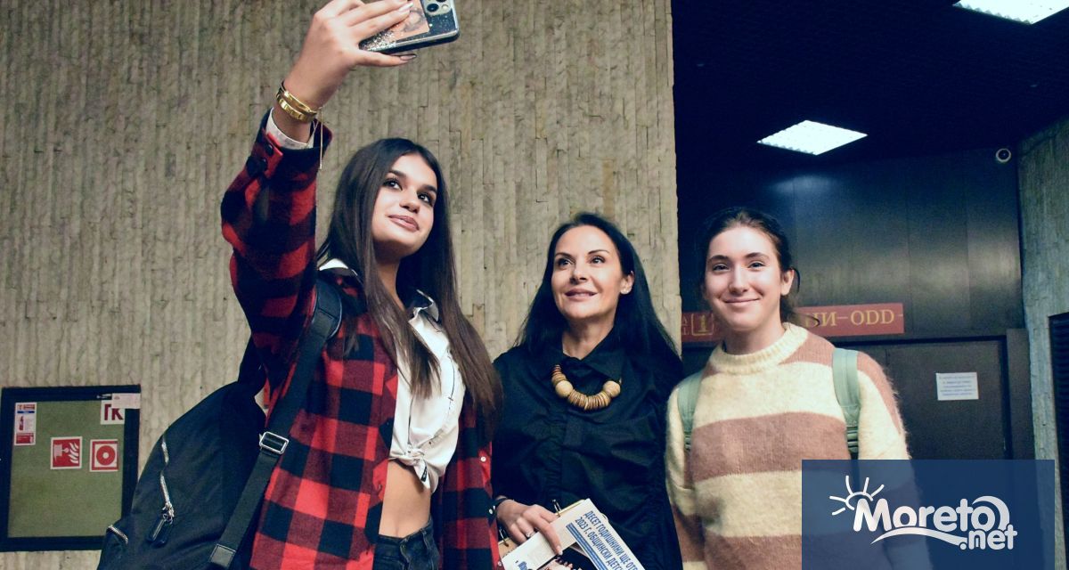 Актрисата Гергана Стоянова която влезе в образа на д р Поли