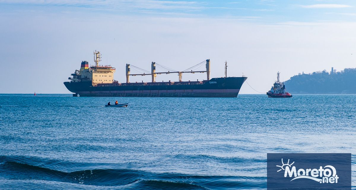 Българският кораб Царевна се е сблъскал с друг товарен кораб