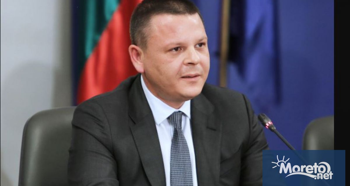 Нашата политика е Лукойл да си плаща данъците в България