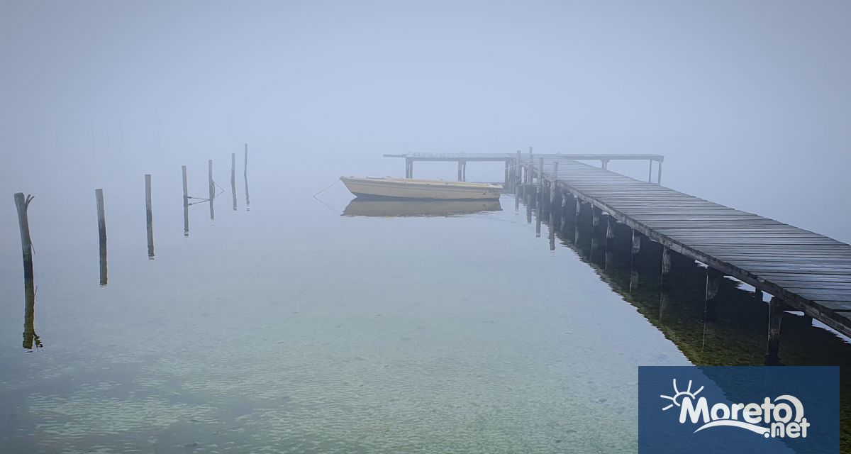 През следващото денонощие над страната ще преобладава облачно време На