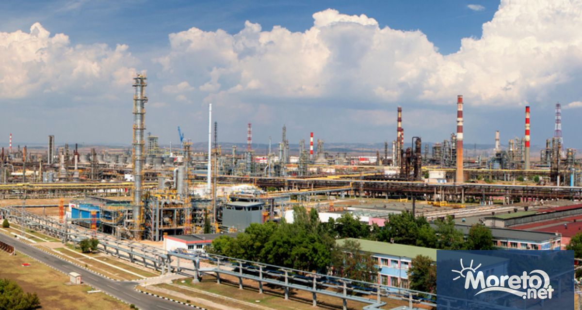 ЛУКОЙЛ Нефтохим Бургас АД официално заявява че всички публично отправени