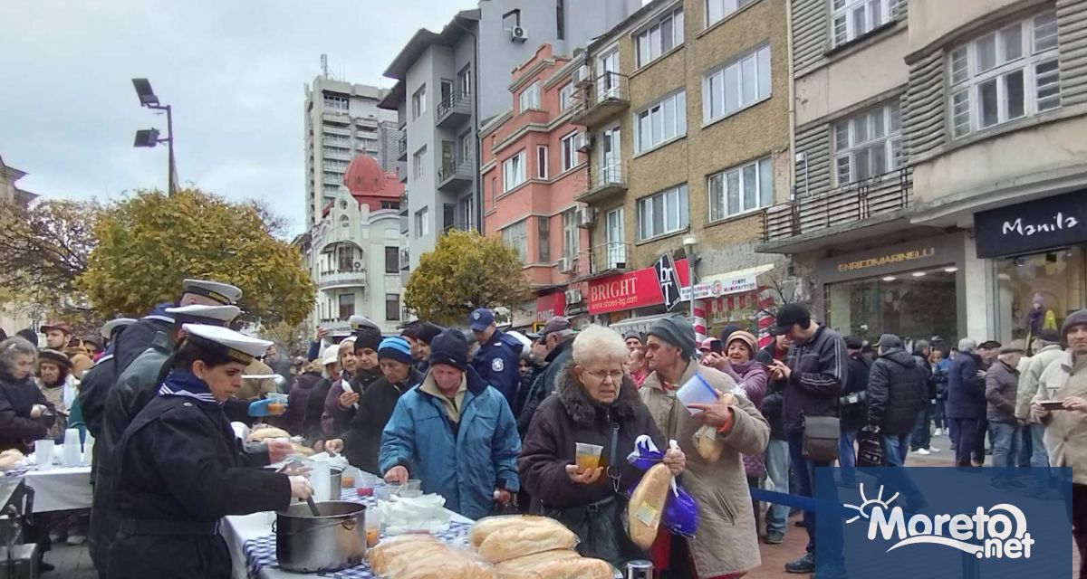 Рибен курбан раздават във Варна за Никулден | Moreto.net - Варна