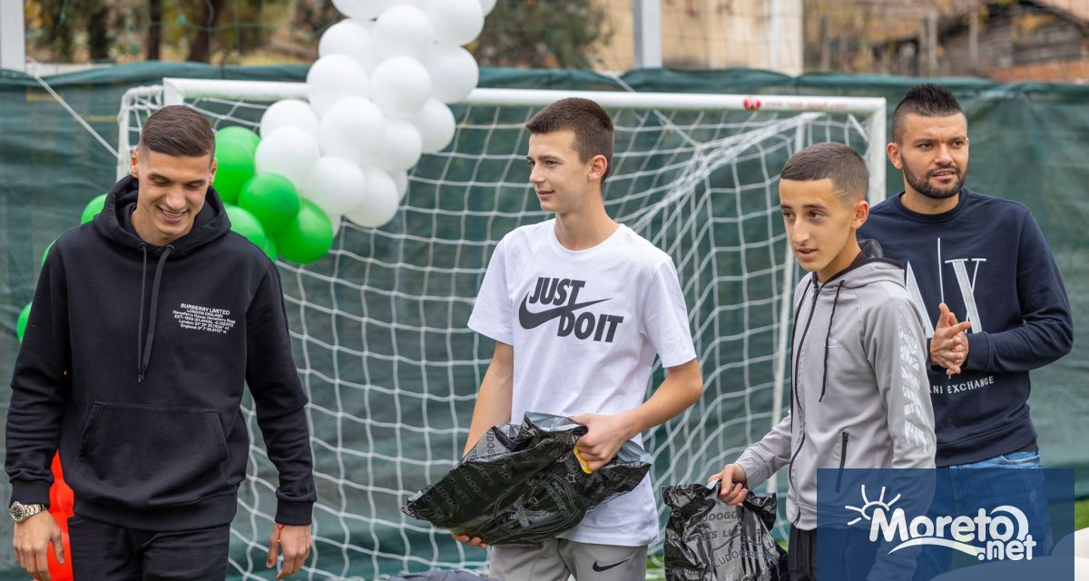 Кирил Десподов ще дари 112 футболни топки на детско юношески