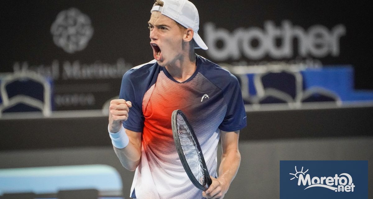 Младият български тенисист Пьотр Нестеров се класира за четвъртфиналите на