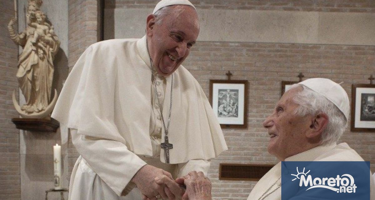 В края на общата аудиенция Папа Франциск прикани вярващите към