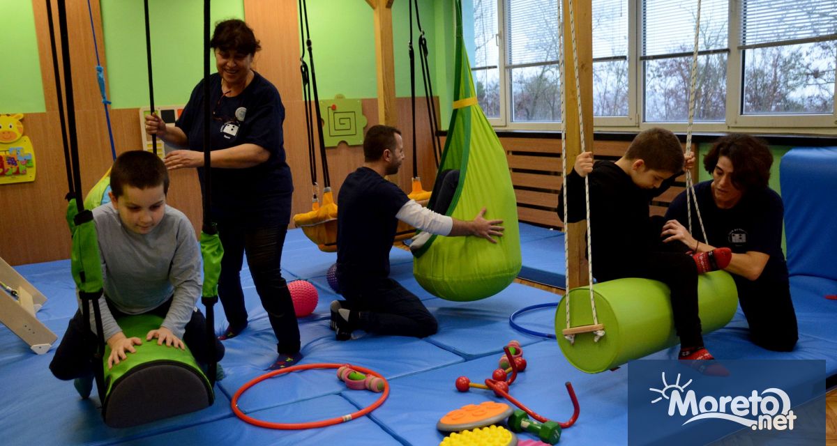 Зала за ерготерапия бе открита в Специалното училище за деца