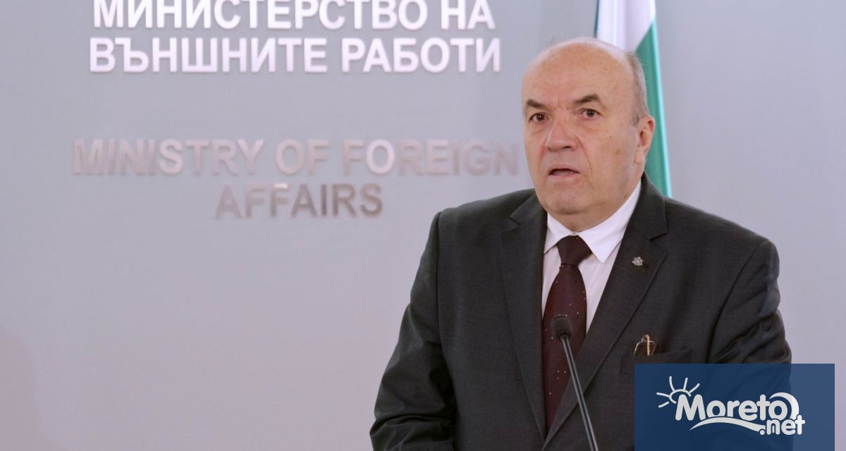 Паралелно с руските агресивни военни действия сме изправени пред безпрецедентно