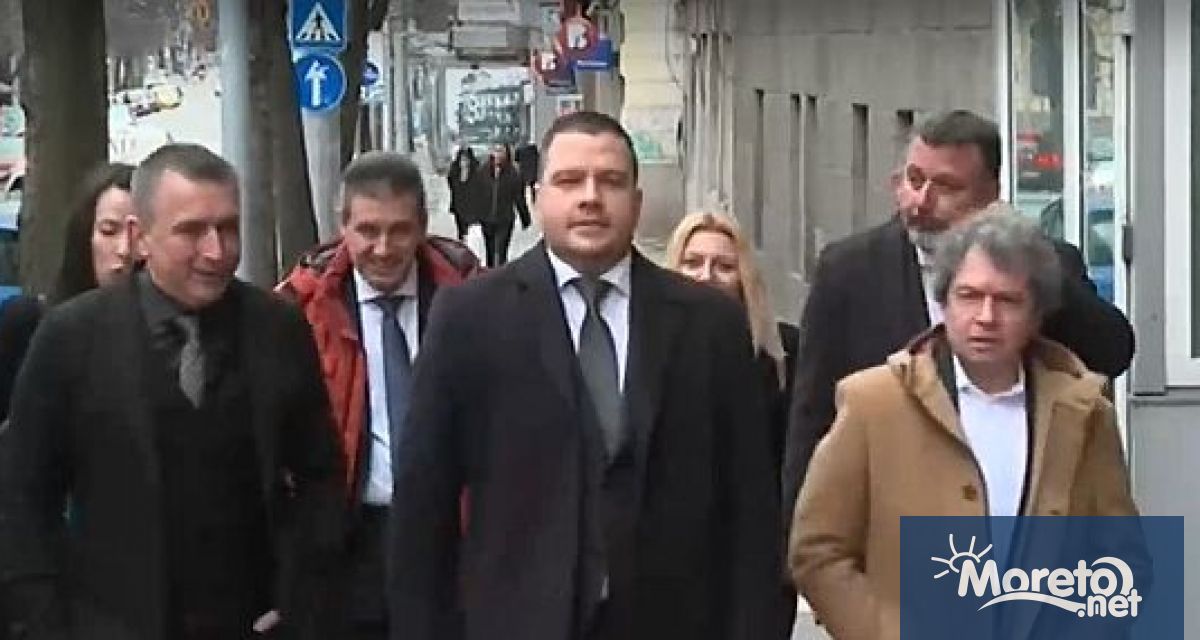 Инициативен комитет на партия Има такъв народ внесе уведомление в