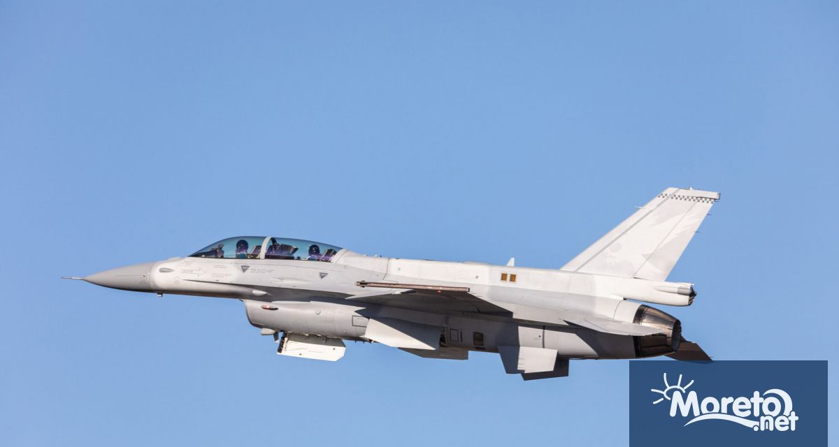 Първите два изтребителя F-16 се очаква да пристигнат в България