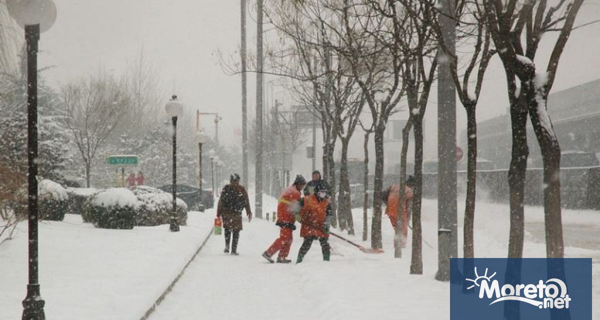 Продължителното излагане на студ може да предизвика хипотермия и измръзване