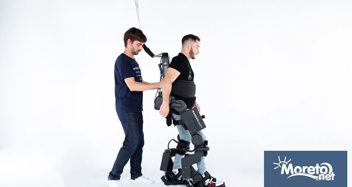 Роботе изправи се заповядва 16 годишният Оскар Констанца и бавно но