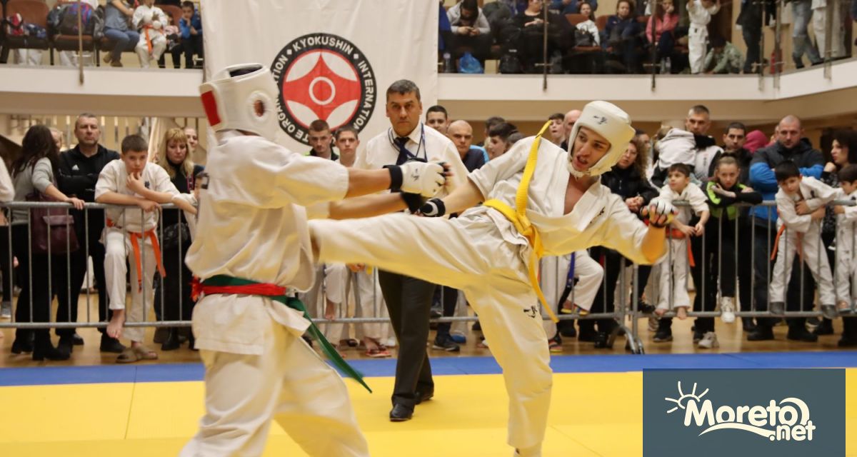 170 участници от девет български клуба се включиха в отворено