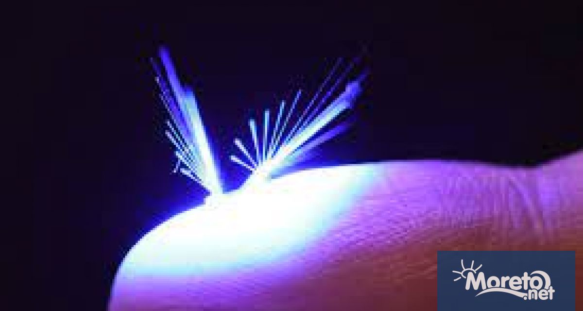 Тежащ само 1 2 милиграма новият робот наречен FAIRY това