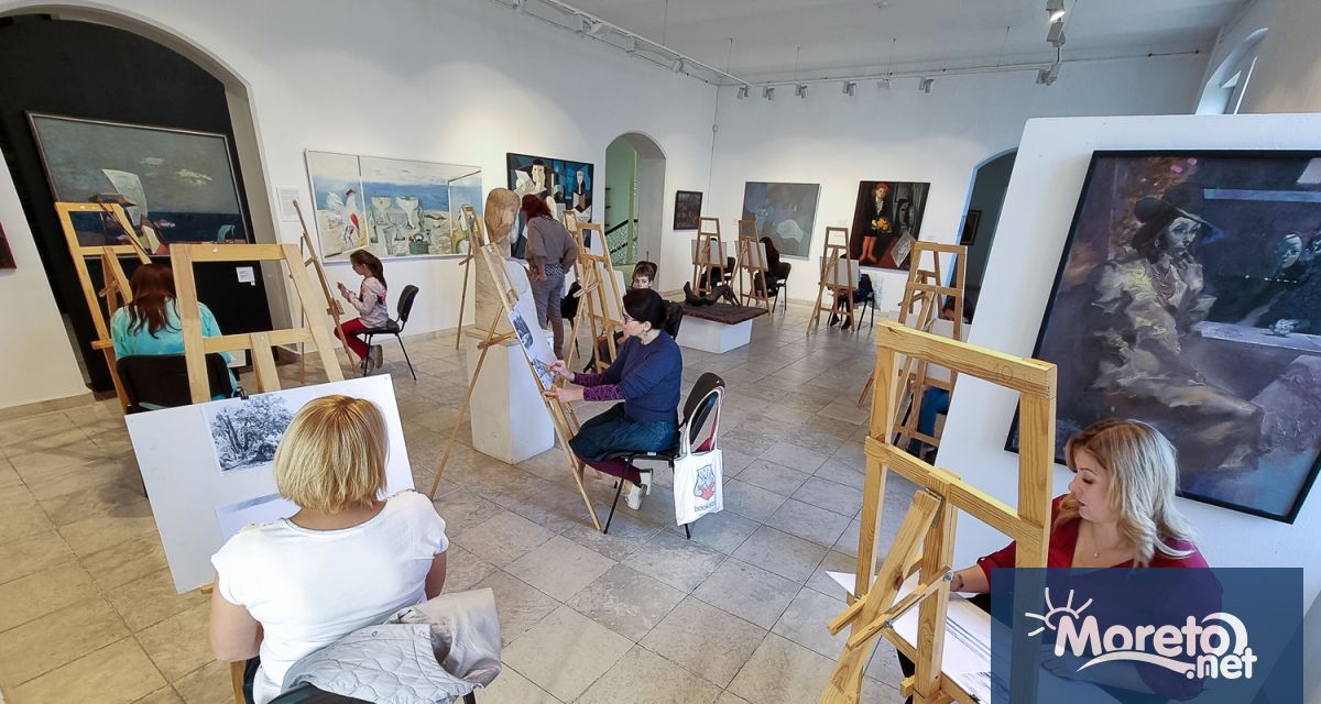 Образователната програма Въведение в графичното изкуство на Градската художествена галерия