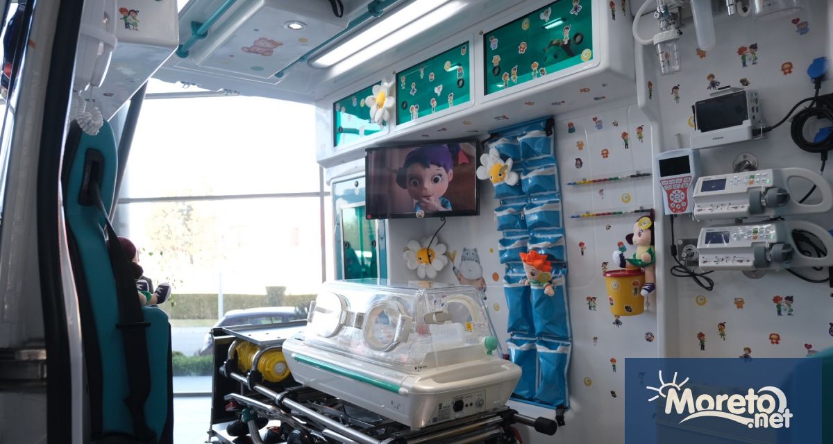 Детската линейка във Варна пострада при катастрофа в следобедните часове