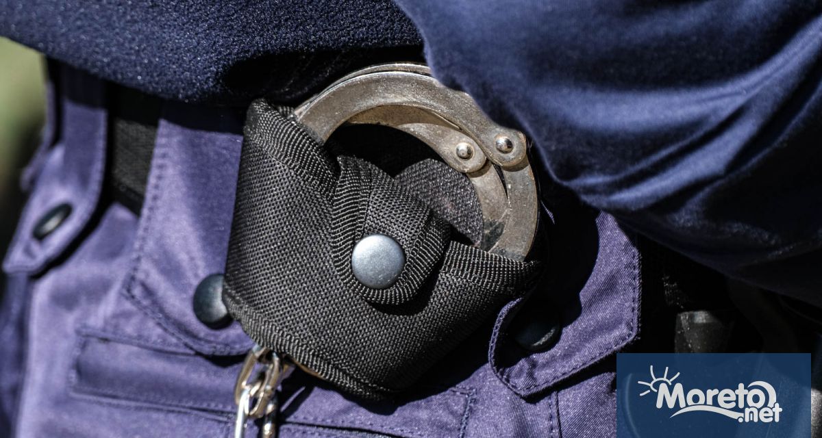 23 годишна жителка на Аксаково е задържана в полицейския арест на