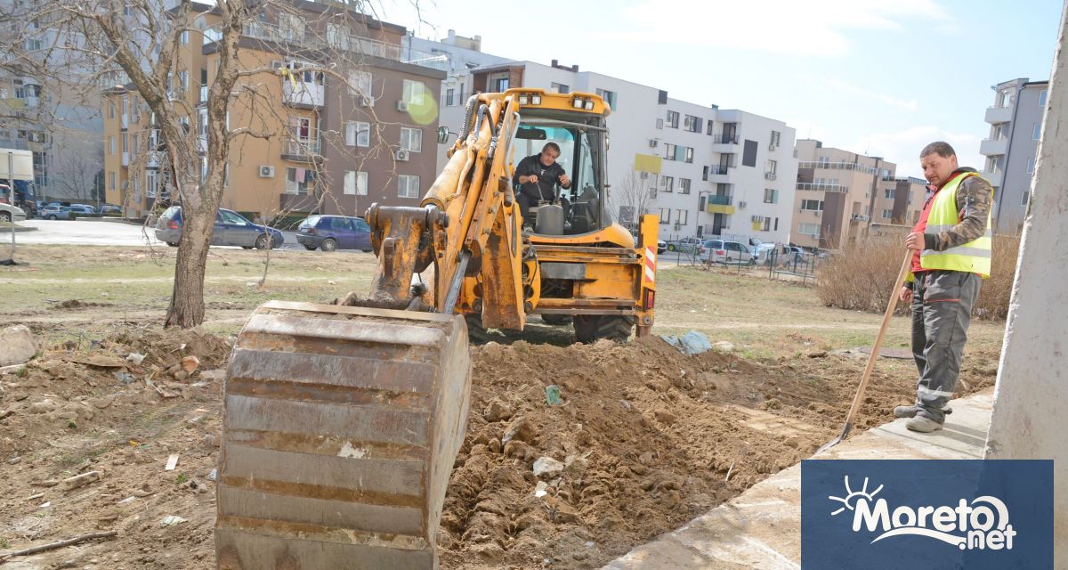 Днес бе даден символичен старт на строителните дейности по довършването