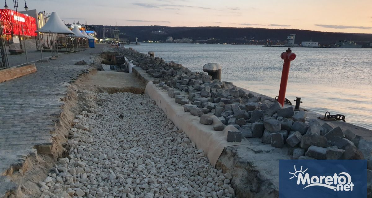 Стартира укрепване на паважната настилка в зоната на 1 кейово