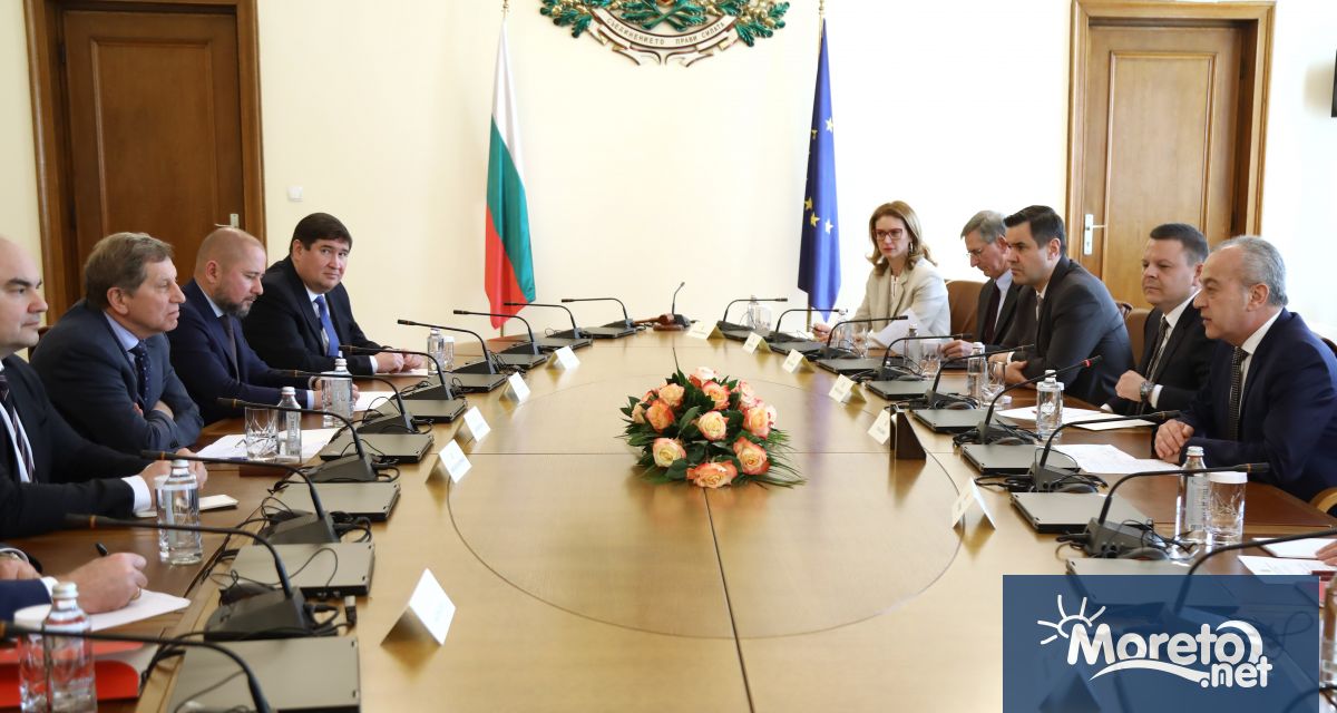 Министър председателят Гълъб Донев проведе среща с представители на ръководството на