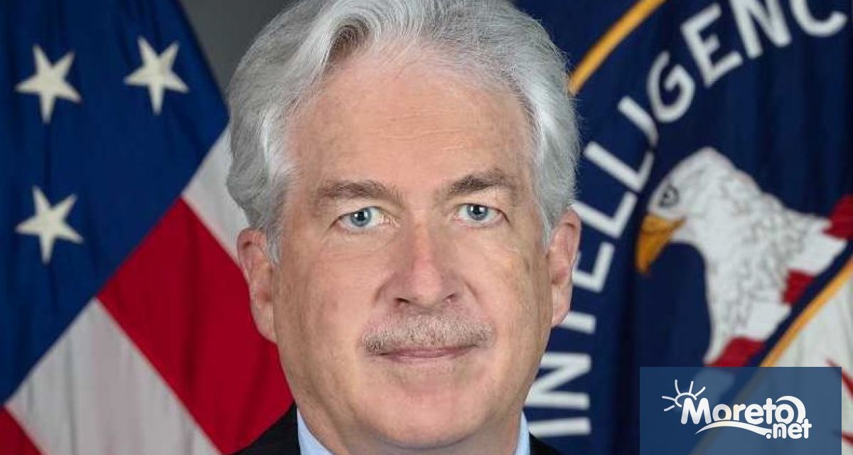 Директорът на ЦРУ Уилям Бърнс предупреди че Китай обмисля възможността