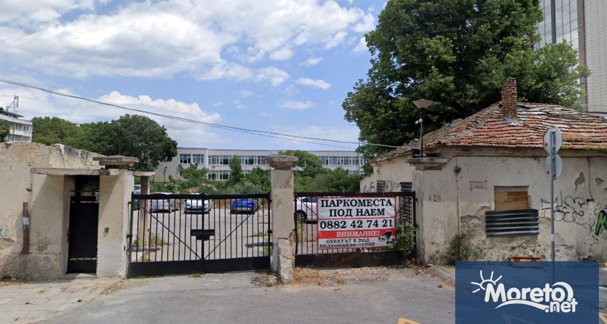 Намерение за изграждане на сграда с три тела на 11